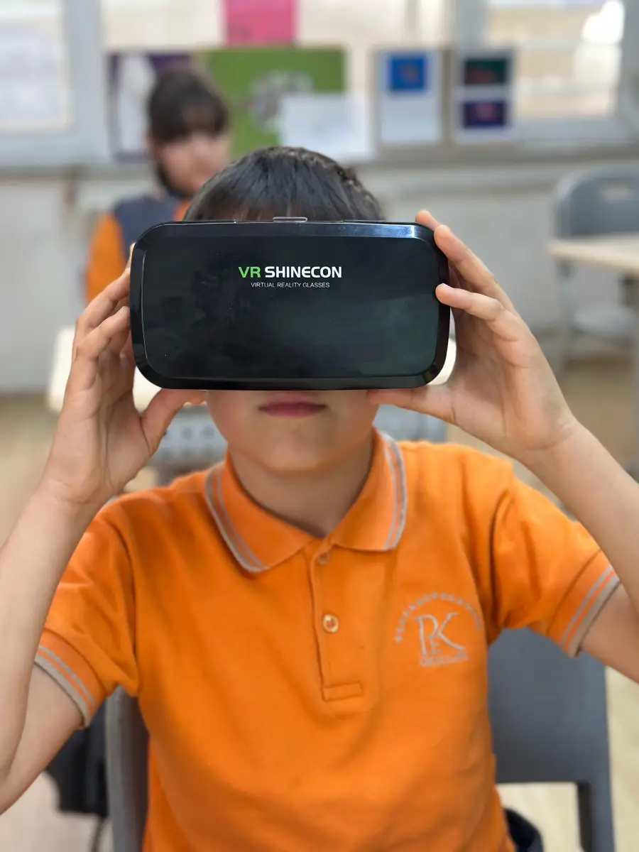 Robotik Kodlama Dersimizde VR Gözlük Etkinliği 3