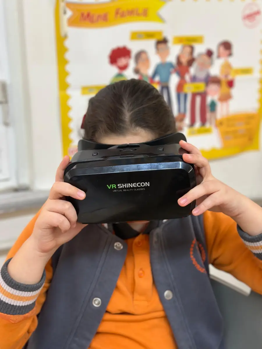 Robotik Kodlama Dersimizde VR Gözlük Etkinliği 4